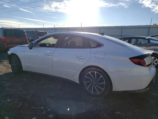 5NPEH4J27LH032845 2020 HYUNDAI SONATA - Image 2