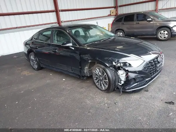 5NPEH4J27LH033428 2020 HYUNDAI SONATA - Image 1