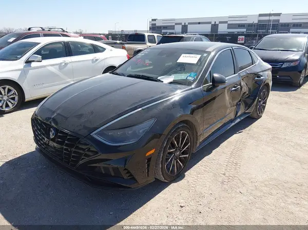 5NPEH4J27LH048690 2020 HYUNDAI SONATA - Image 2