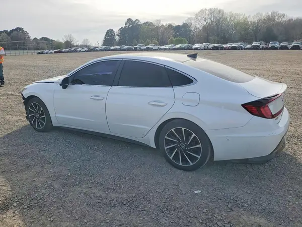 5NPEH4J27MH072229 2021 HYUNDAI SONATA - Image 2
