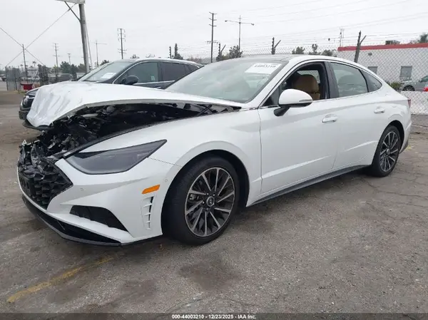 5NPEH4J27MH081027 2021 HYUNDAI SONATA - Image 2
