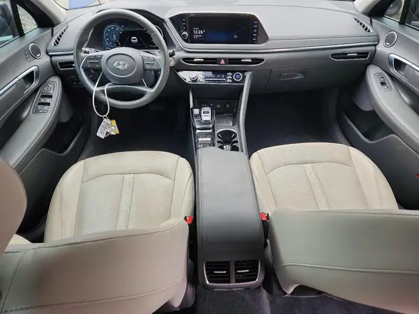 5NPEH4J27NH140806 2022 HYUNDAI SONATA - Image 8