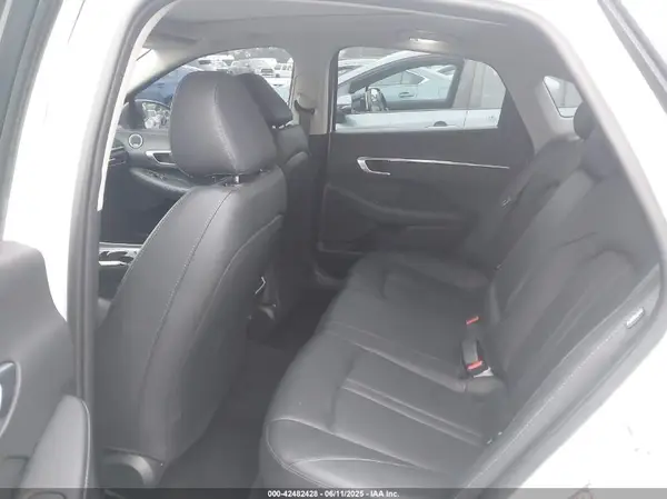 5NPEH4J28LH004813 2020 HYUNDAI SONATA - Image 8