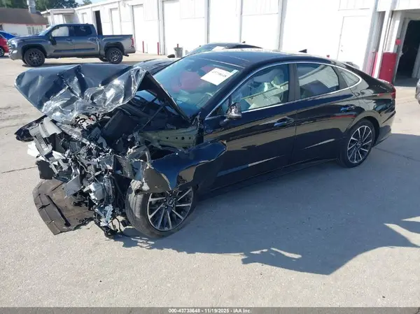 5NPEH4J28LH009459 2020 HYUNDAI SONATA - Image 2