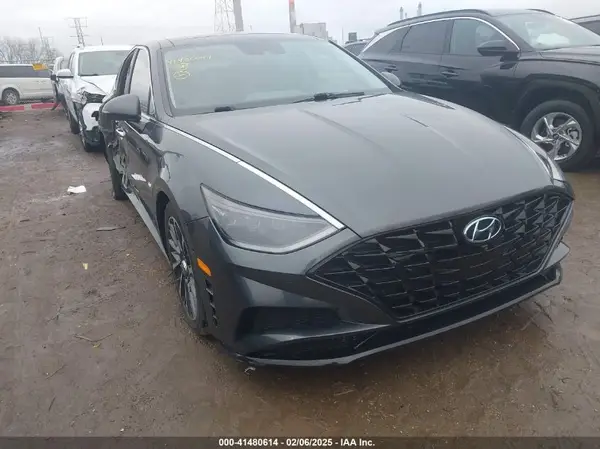 5NPEH4J28LH018100 2020 HYUNDAI SONATA - Image 1