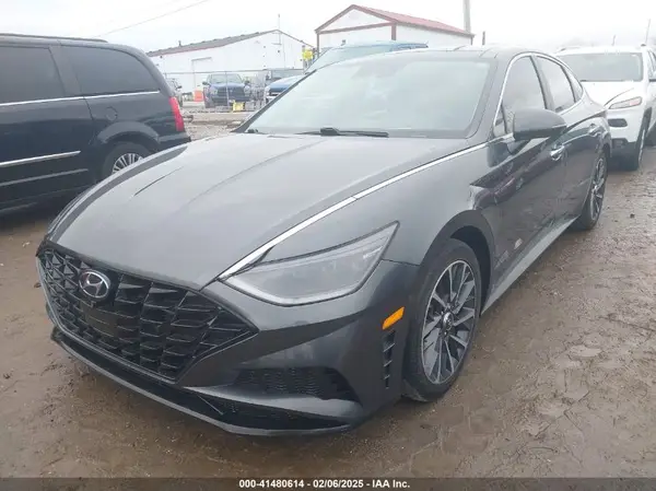 5NPEH4J28LH018100 2020 HYUNDAI SONATA - Image 2