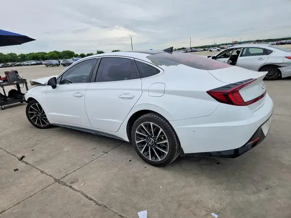 5NPEH4J28MH063782 2021 HYUNDAI SONATA - Image 2