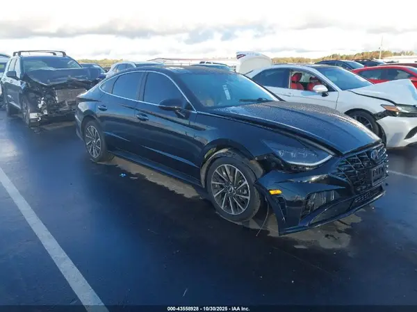 5NPEH4J28MH068187 2021 HYUNDAI SONATA - Image 1