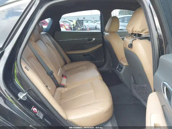 5NPEH4J28MH072806 2021 HYUNDAI SONATA - Image 8