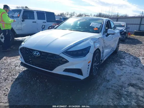 5NPEH4J28MH074958 2021 HYUNDAI SONATA - Image 2