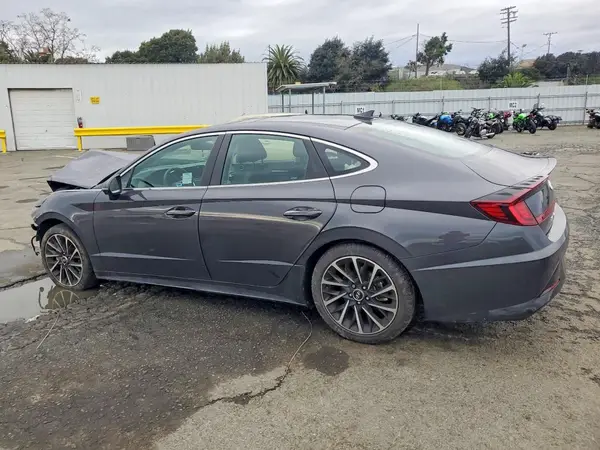 5NPEH4J28MH076130 2021 HYUNDAI SONATA - Image 2