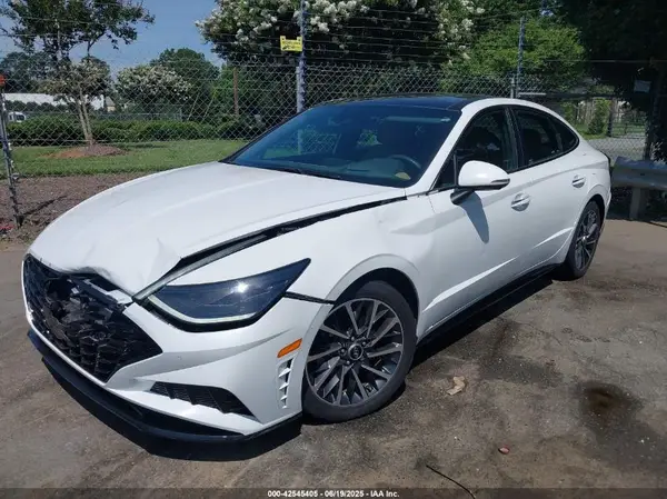 5NPEH4J28MH122250 2021 HYUNDAI SONATA - Image 2