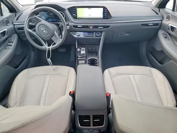 5NPEH4J28NH148087 2022 HYUNDAI SONATA - Image 8