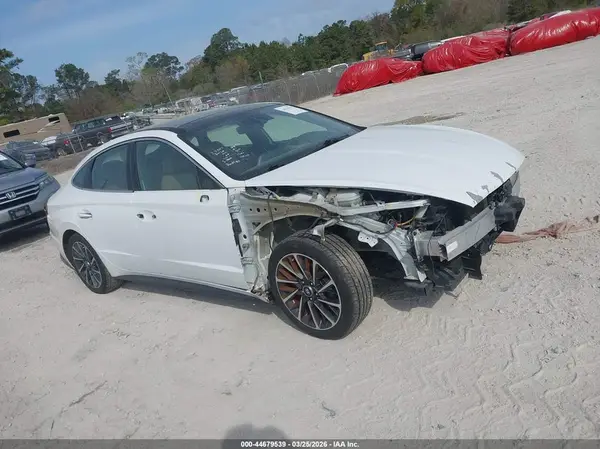 5NPEH4J29LH003816 2020 HYUNDAI SONATA - Image 1