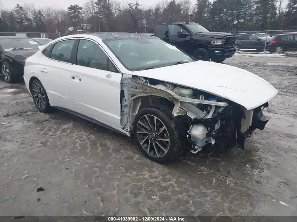 5NPEH4J29LH044818 2020 HYUNDAI SONATA - Image 1