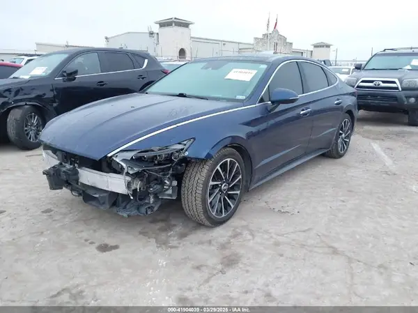 5NPEH4J29MH065976 2021 HYUNDAI SONATA - Image 2
