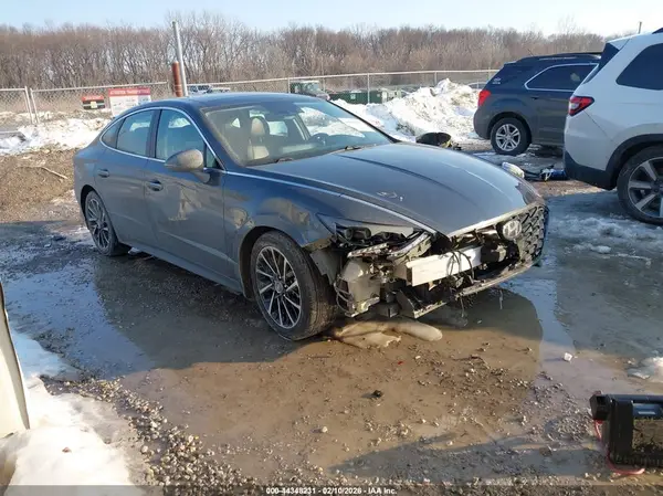 5NPEH4J29MH093809 2021 HYUNDAI SONATA - Image 1
