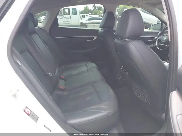 5NPEH4J2XLH018132 2020 HYUNDAI SONATA - Image 8