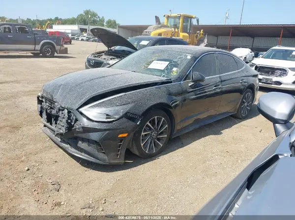 5NPEH4J2XMH100668 2021 HYUNDAI SONATA - Image 2