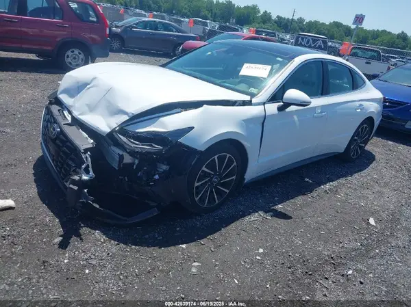 5NPEH4J5MH072732 2021 HYUNDAI SONATA - Image 2