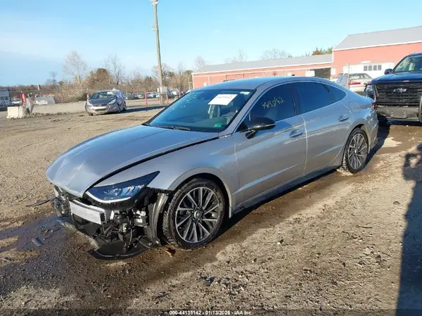 5NPEJ4J20LH029743 2020 HYUNDAI SONATA - Image 2
