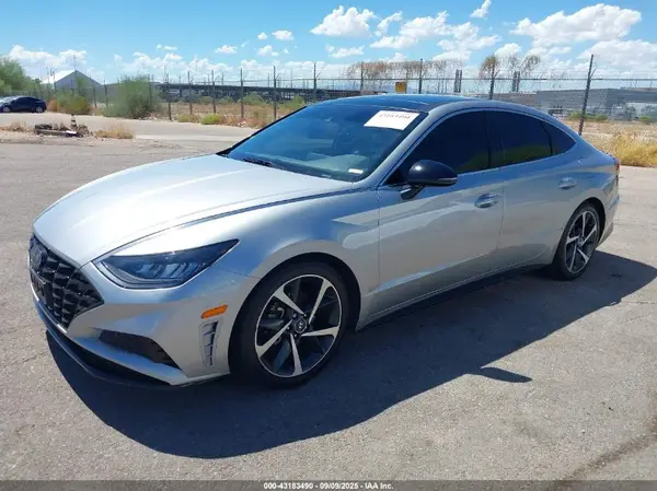 5NPEJ4J20MH077728 2021 HYUNDAI SONATA - Image 2