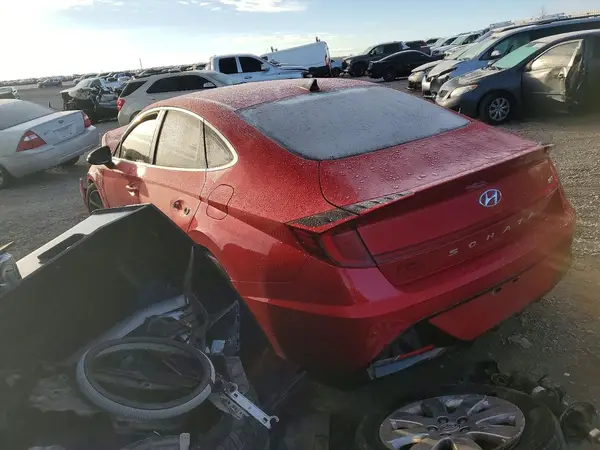 5NPEJ4J20MH099406 2021 HYUNDAI SONATA - Image 2