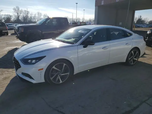 5NPEJ4J20MH104037 2021 HYUNDAI SONATA - Image 1