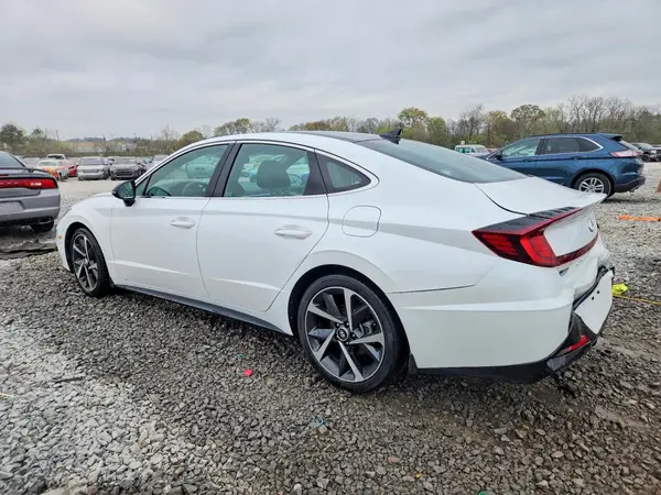 5NPEJ4J20NH137122 2022 HYUNDAI SONATA - Image 2