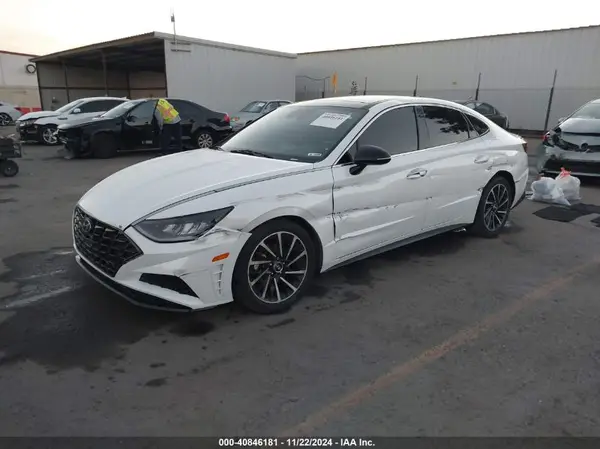 5NPEJ4J21LH008710 2020 HYUNDAI SONATA - Image 2