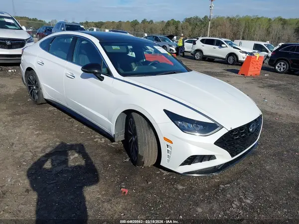 5NPEJ4J21LH029296 2020 HYUNDAI SONATA - Image 1