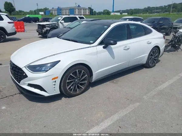 5NPEJ4J21LH033851 2020 HYUNDAI SONATA - Image 2