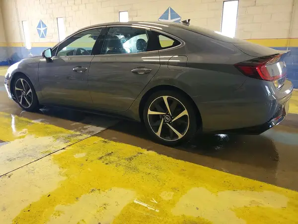 5NPEJ4J21MH062736 2021 HYUNDAI SONATA - Image 2