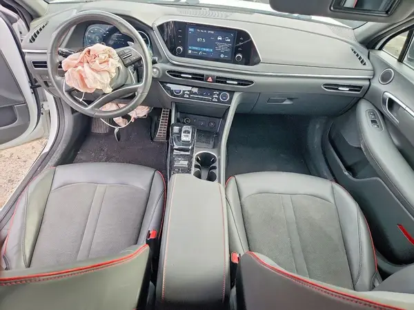5NPEJ4J21MH064972 2021 HYUNDAI SONATA - Image 8