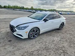 5NPEJ4J21MH068696 2021 HYUNDAI SONATA