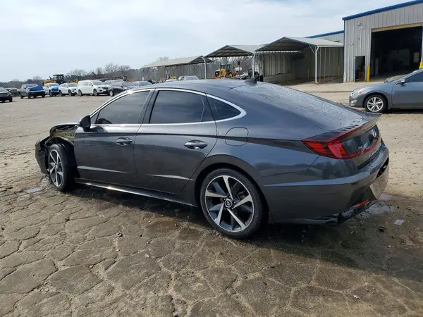 5NPEJ4J21MH076541 2021 HYUNDAI SONATA - Image 2