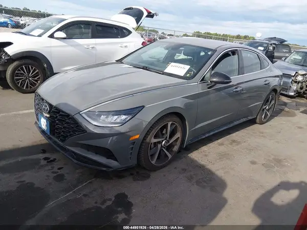 5NPEJ4J21MH082548 2021 HYUNDAI SONATA - Image 2
