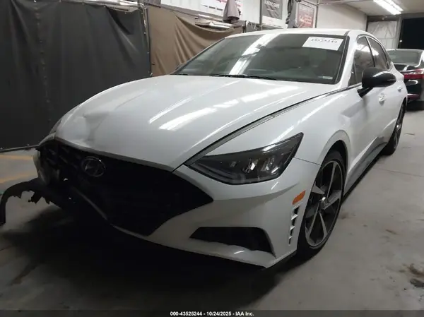 5NPEJ4J21MH086793 2021 HYUNDAI SONATA - Image 2