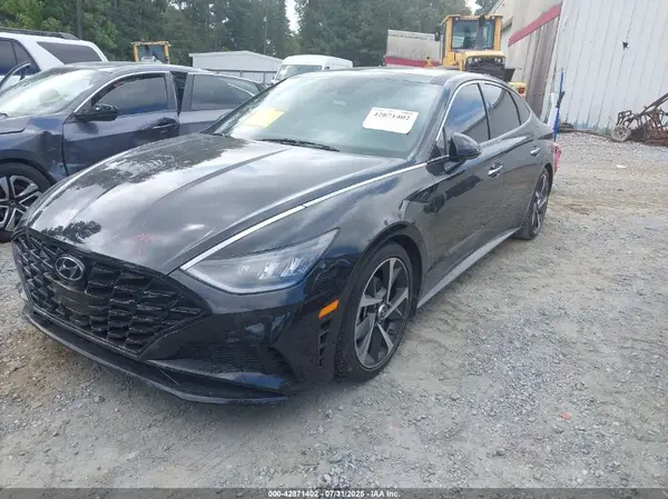 5NPEJ4J21MH107416 2021 HYUNDAI SONATA - Image 2