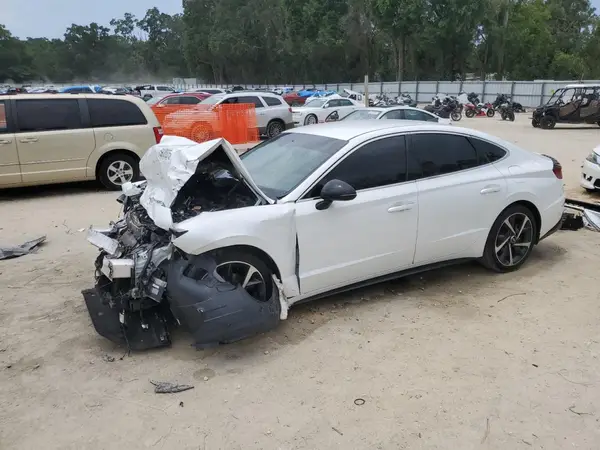 5NPEJ4J21MH127777 2021 HYUNDAI SONATA - Image 1