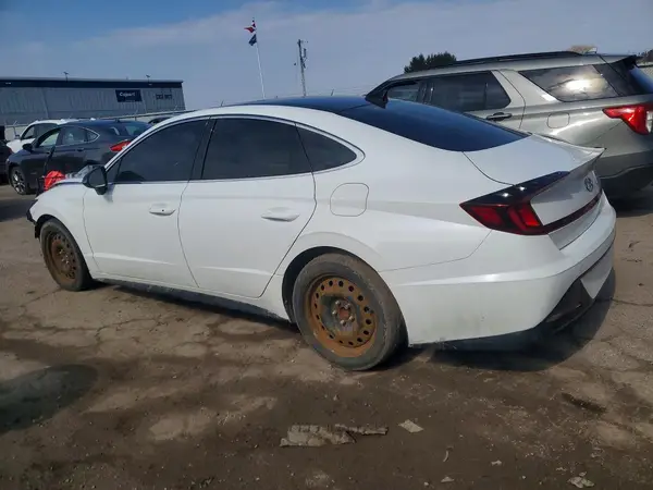 5NPEJ4J21NH136528 2022 HYUNDAI SONATA - Image 2
