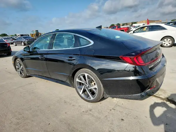 5NPEJ4J21NH139171 2022 HYUNDAI SONATA - Image 2