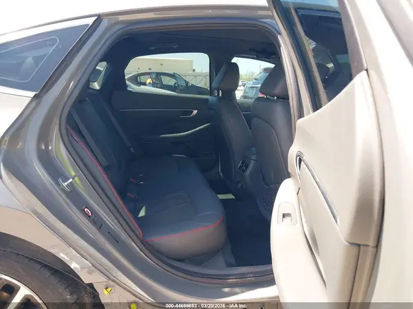 5NPEJ4J22LH024267 2020 HYUNDAI SONATA - Image 8