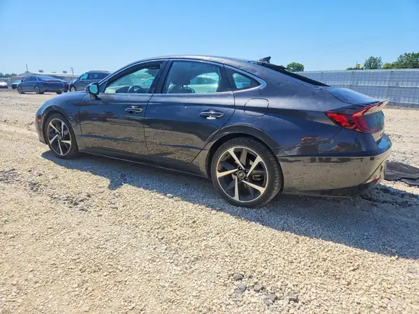 5NPEJ4J22MH065113 2021 HYUNDAI SONATA - Image 2