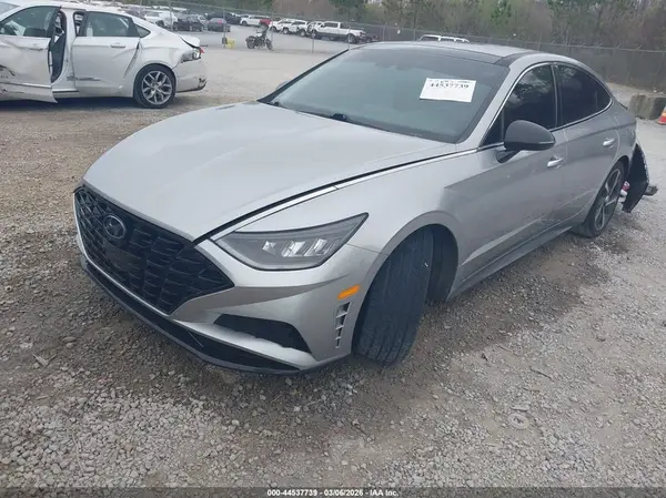 5NPEJ4J22MH065452 2021 HYUNDAI SONATA - Image 2