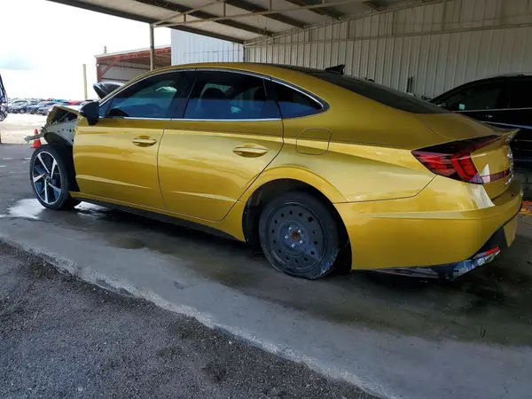 5NPEJ4J22MH068870 2021 HYUNDAI SONATA - Image 2