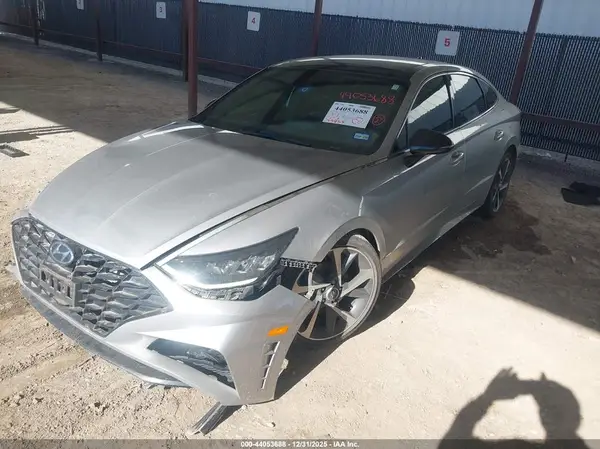 5NPEJ4J22MH081361 2021 HYUNDAI SONATA - Image 2
