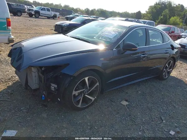 5NPEJ4J22MH091873 2021 HYUNDAI SONATA - Image 2