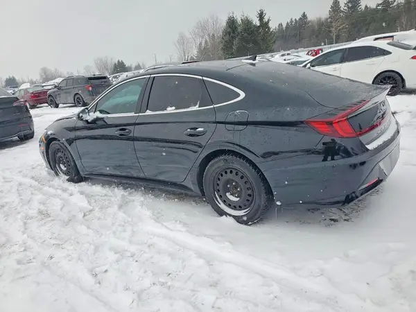 5NPEJ4J22NH139597 2022 HYUNDAI SONATA - Image 2