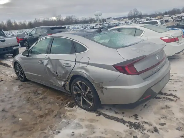 5NPEJ4J22NH140183 2022 HYUNDAI SONATA - Image 2